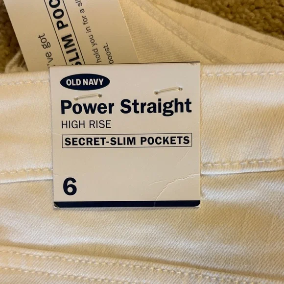 Old Navy white jeans power straight sz 6 - Picture 2 of 3